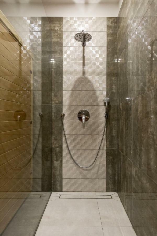 Grand Designer Dream Home In The Center W 3Br/3Bath Budapest Exterior photo
